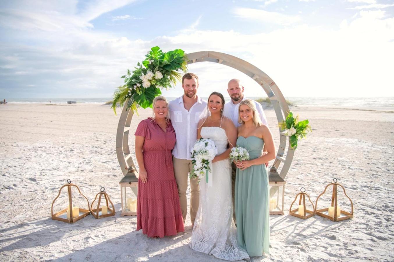 סיינט פיט ביץ' Boutique Beach Retreat מראה חיצוני תמונה